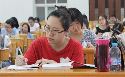 中級(jí)會(huì)計(jì)師考試集訓(xùn)營(yíng)