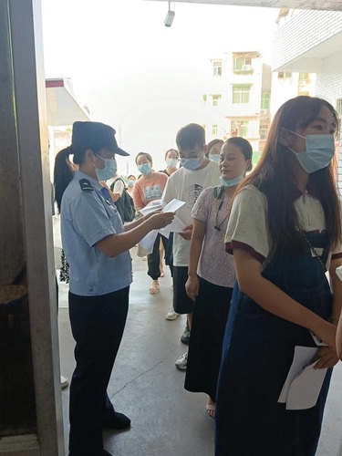 初級(jí)會(huì)計(jì)職稱